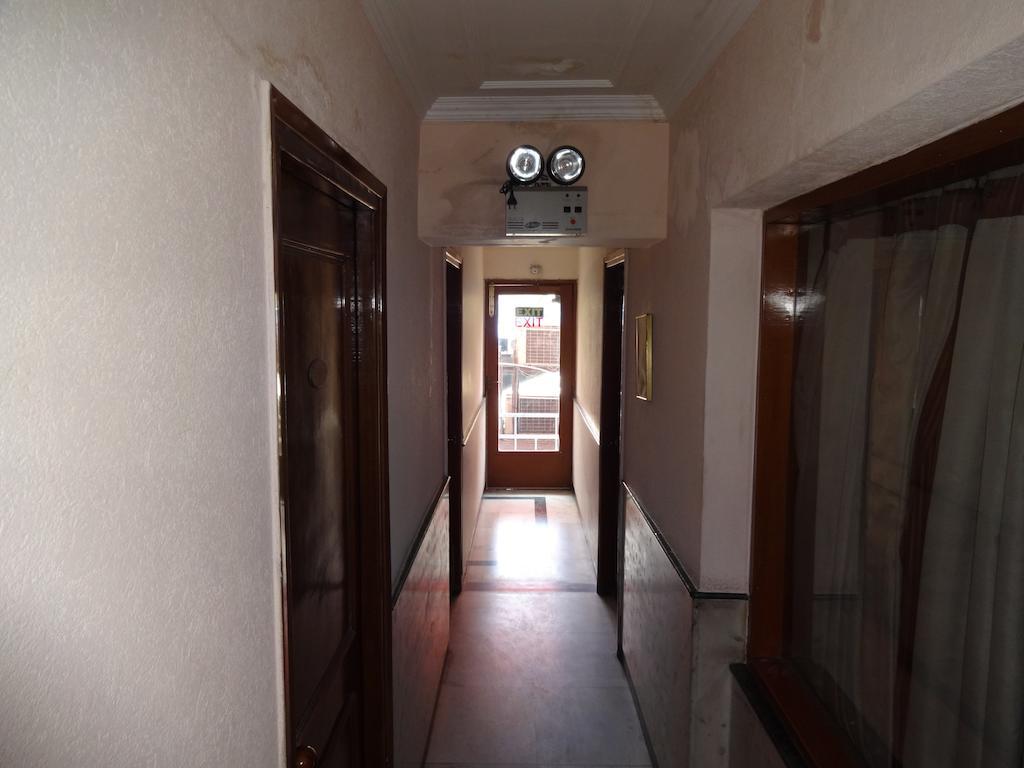 Alka Premiere Hotel New Delhi Exterior photo